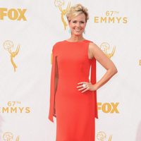 Melora Hardin en la alfombra roja de los Emmy 2015