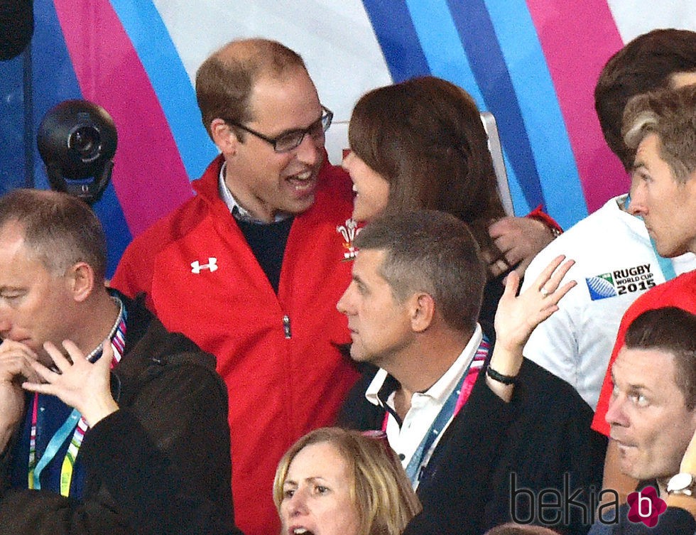El Príncipe Guillermo y Kate Middleton, muy cómplices en el Mundial de Rugby 2015