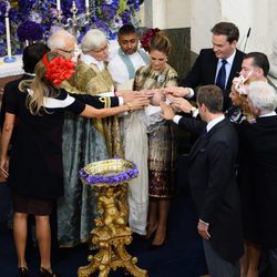 Natascha Aspenberg y el Príncipe Carlos Felipe en pleno bautizo de Nicolás de Suecia