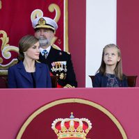La Reina Letizia, la Princesa Leonor y la Infanta Sofía en el Día de la Hispanidad 2015