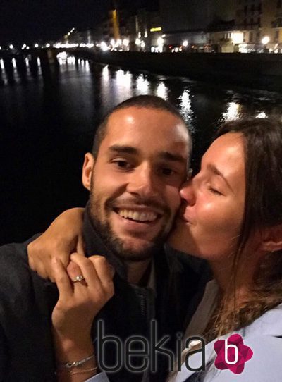 Mario Suárez y Malena Costa anuncian su boda