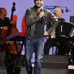 Pablo Alborán en el concierto 'Por ellas' de Cadena 100 2015