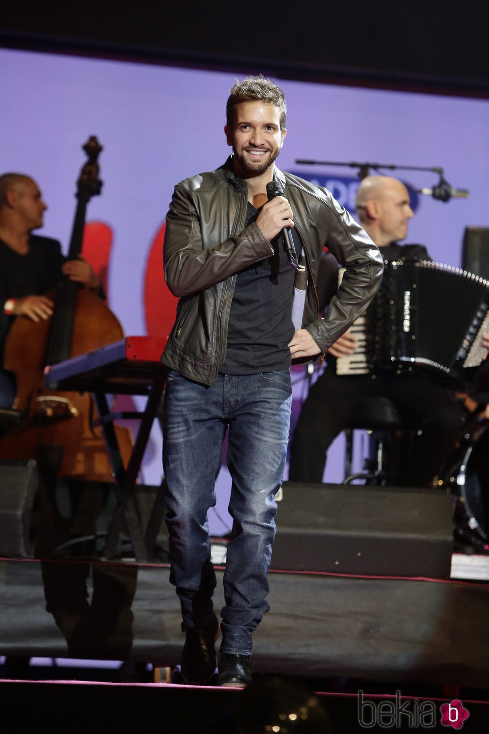 Pablo Alborán en el concierto 'Por ellas' de Cadena 100 2015