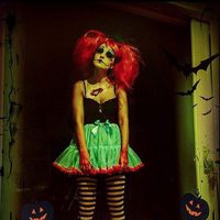 Paula Echevarría disfrazada de muñeca terrorífica para celebrar Halloween 2015