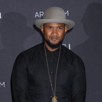 Usher en la Gala LACMA 2015