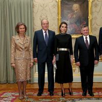 Los Reyes Felipe y Letizia y los Reyes Juan Carlos y Sofía en una cena con Abdalá y Rania de Jordania