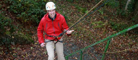 El Príncipe Guillermo escalando en Gales