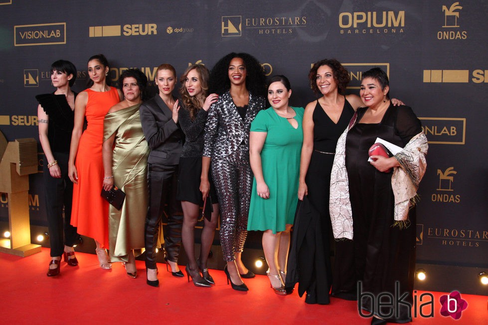El elenco de 'Vis a Vis' en los premios Ondas 2015