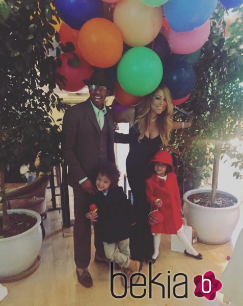 Mariah Carey y su ex, Nick Cannon, junto a sus hijos en Acción de Gracias 2015