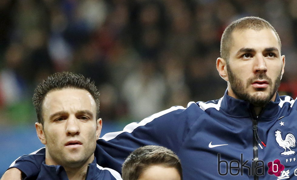 Karim Benzema y Mathieu Valbuena en un partido de Francia en 2014
