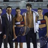 Arturo Valls con Rafa Nadal, Juan Betancourt, Andrés Velencoso, Malena Costa y Cristina Tosio en el partido de tenis de Tommy Hilfiger