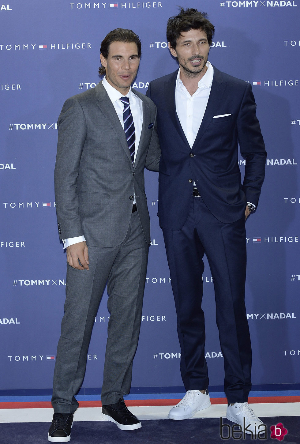 Rafa Nadal y Andrés Velencoso en el partido de tenis de Tommy Hilfiger