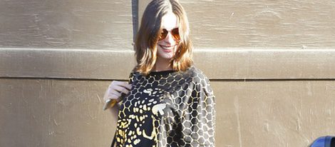 Anne Hathaway pasea su embarazo en Los Ángeles