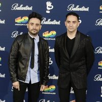 Carlos y Juan Antonio Bayona en los Premios 40 Principales 2015