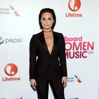 Demi Lovato en los premios Billboard Women in Music 2015