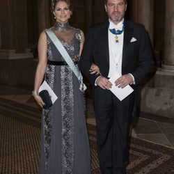 Princesa Magdalena de Suecia y Chris O'Neill en la gala a los premiados del Nobel 2015