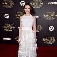 Daisy Ridley en la premiere de 'Star Wars: El Despertar de la Fuerza' en Los Ángeles
