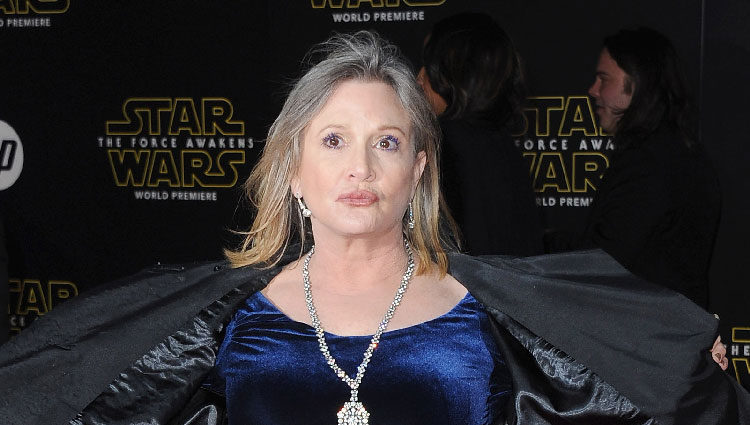 Carrie Fisher en la premiere de 'Star Wars: El Despertar de la Fuerza' en Los Ángeles