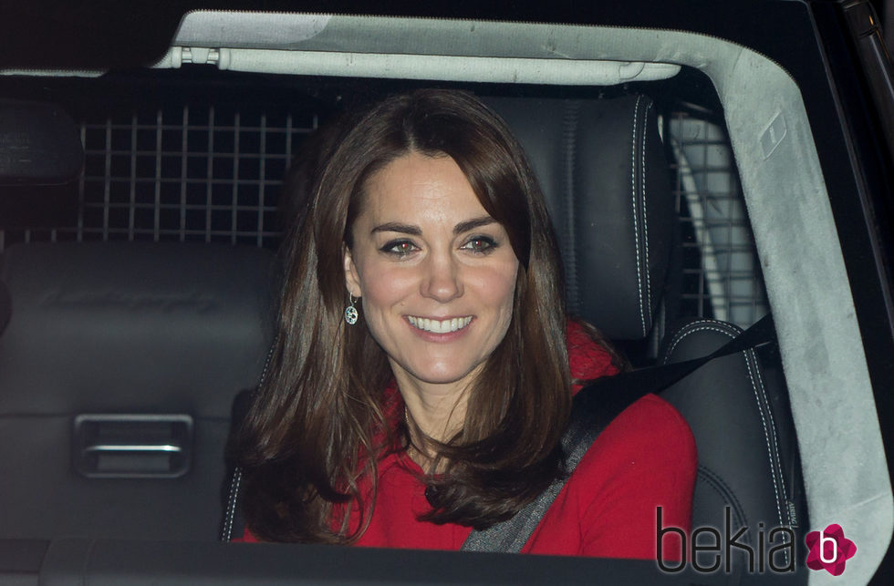 Kate Middleton en el almuerzo en Buckingham Palace por la Navidad 2015
