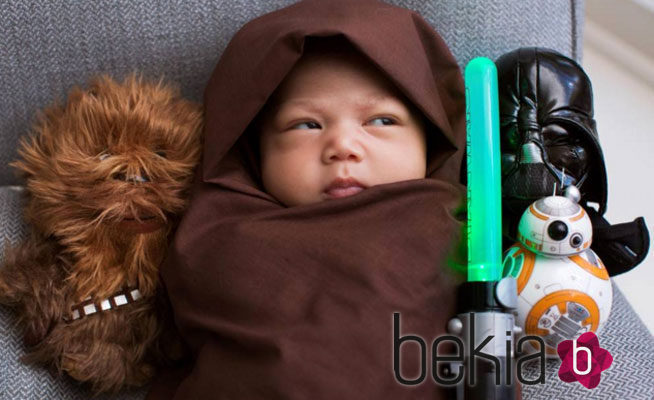 Mark Zuckerberg disfraza a su hija, Max, de Jedi