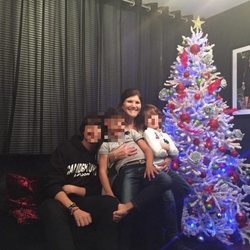 Dolores Aveiro con todos sus nietos en Navidad