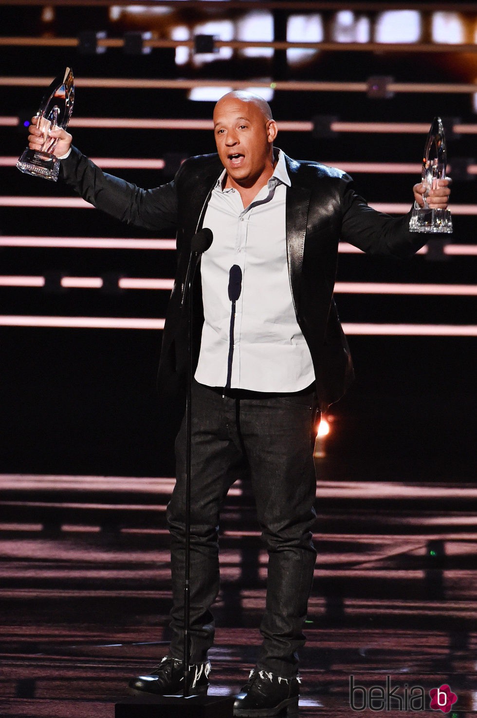 Vin Diesel recoge dos premios en los People's Choice Awards 2016