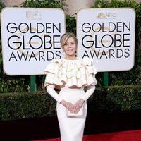 Jane Fonda en la alfombra roja de los Globos de Oro 2016