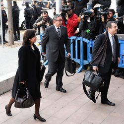 Diego Torres, Ana María Tejeiro y Manuel González Peeters en el inicio del juicio por el Caso Nóos