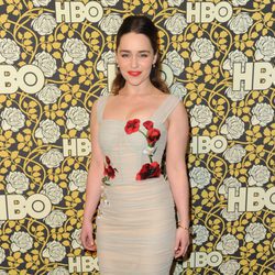 Emilia Clarke en la fiesta de HBO tras la entrega de los Globos de Oro 2016