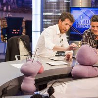 Alejandro Sanz con Pablo Motos en 'El Hormiguero'