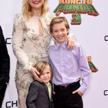 Kate Hudson con sus hijos Bingham Hawn y Ryder Robinson en el estreno de 'Kung Fu Panda 3'