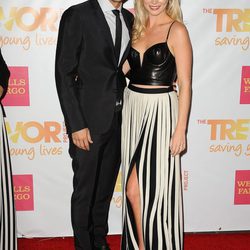 Candice Accola y Joe King en la Gala Trevor 2014 de Los Angeles