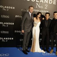 Penélope Cruz con Will Ferrell, Ben Stiller y Justin Theroux en la premiere en Madrid de 'Zoolander 2'