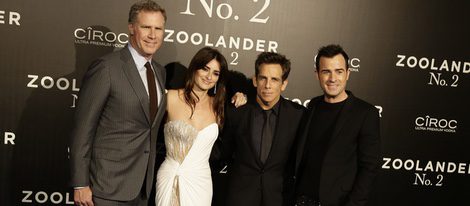 Penélope Cruz con Will Ferrell, Ben Stiller y Justin Theroux en la premiere en Madrid de 'Zoolander 2'