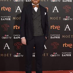 Manuel Burque en la alfombra roja de los Premios Goya 2016
