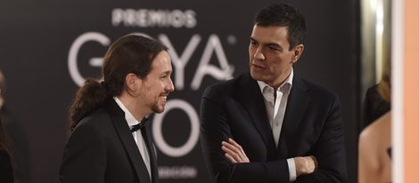 Pablo Iglesias y Pedro Sánchez en la alfombra roja de los Premios Goya 2016