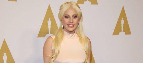 Lady Gaga en el almuerzo de los nominados a los Premios Oscar 2016