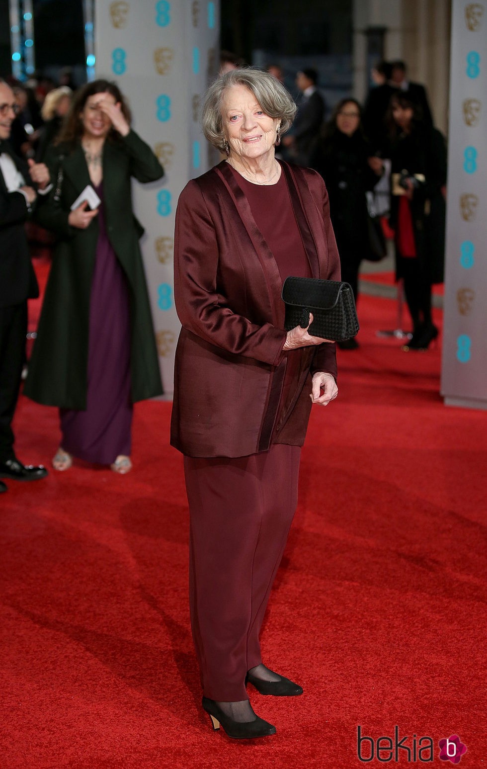 Maggie Smith en la alfombra roja de los BAFTA 2016