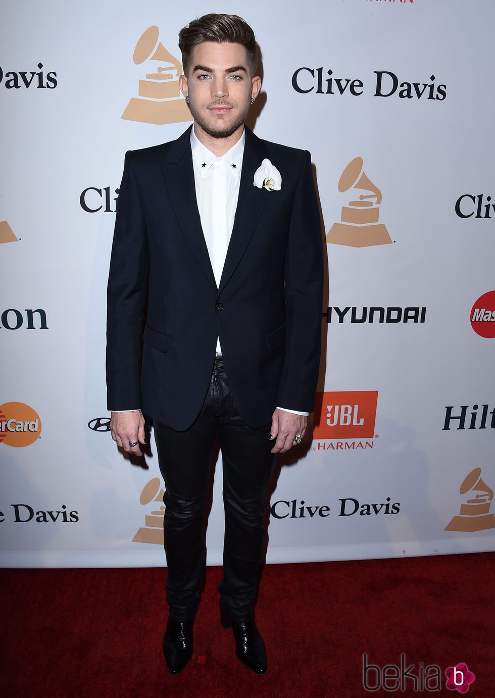 Adam Lambert en la fiesta Clive Davis previa a los Grammy 2016