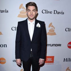 Adam Lambert en la fiesta Clive Davis previa a los Grammy 2016