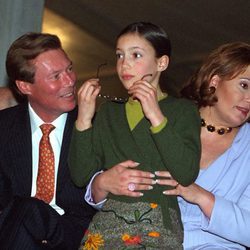 Alejandra de Luxemburgo con sus padres cuando tenía 10 años