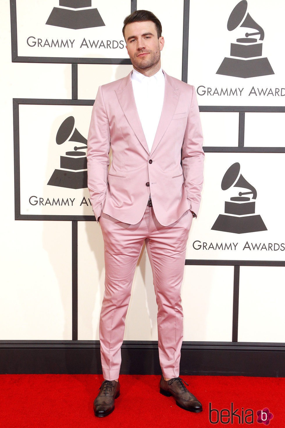 Sam Hunt en la alfombra roja de los Premios Grammy 2016