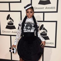 Janalle Monae en la alfombra roja de los Premios Grammy 2016