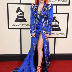 Lady Gaga en la alfombra roja de los Premios Grammy 2016