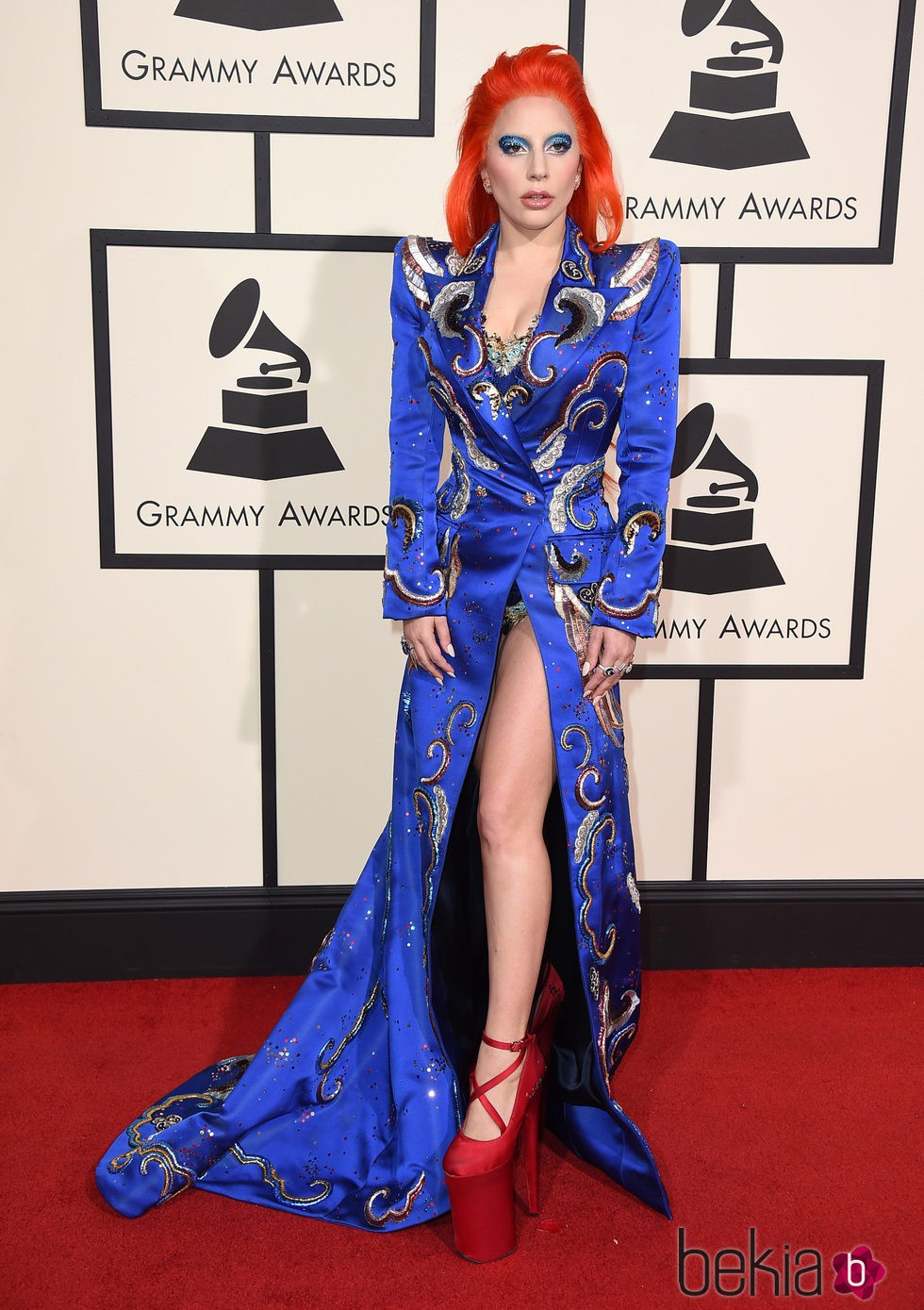 Lady Gaga en la alfombra roja de los Premios Grammy 2016