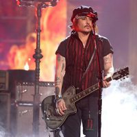 Johnny Depp durante su actuación en los Premios Grammy 2016