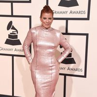 Michelle Pesce en la alfombra roja de los Premios Grammy 2016