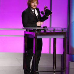 Ed Sheeran premiado en la gala de los Premios Grammy 2016