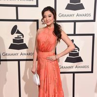 Ashley Park en la alfombra roja de los Premios Grammy 2016