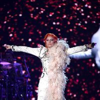 Lady Gaga durante su actuación en los Premios Grammy 2016